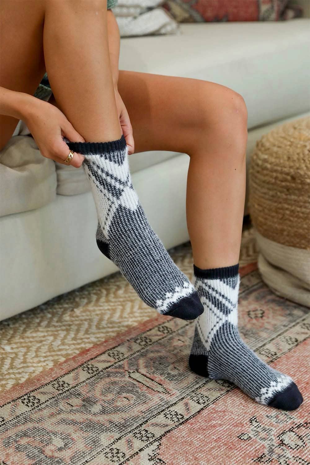 Faux Mohair Diamond Pattern Socks| Black